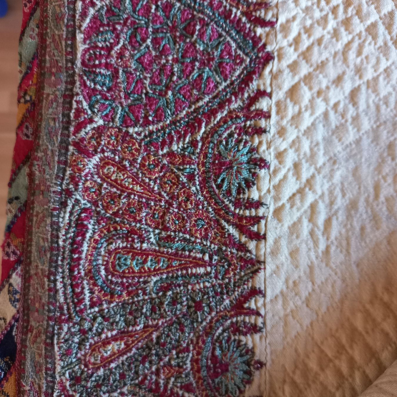 Stoffe: Antique Termeh Qajar plus que 120 ans. – Gebraucht aus Dompierre FR von fat_xth5 8