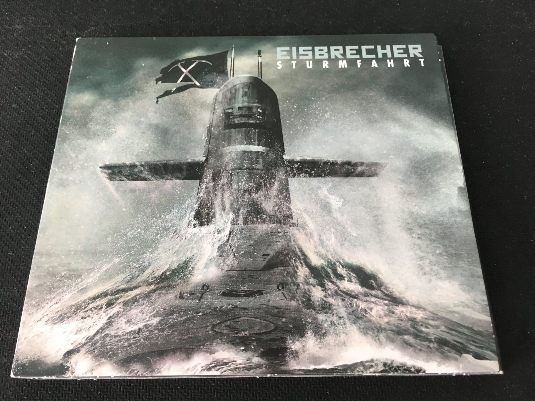 CD: Eisbrecher - Sturmfahrt -CD- Digipak – Usato da St.Gallen venduto da MedienJoe