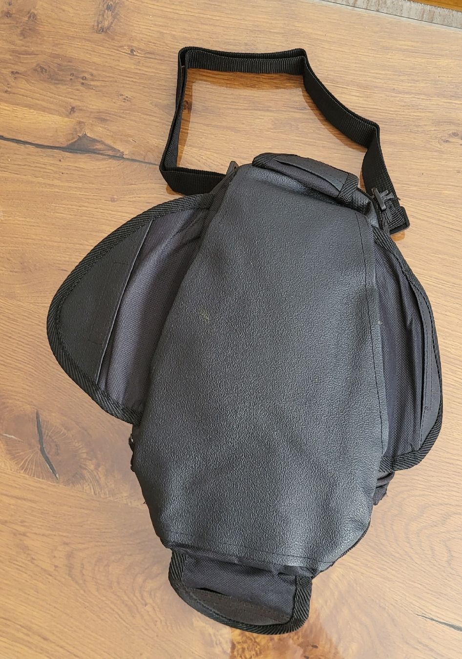 Taschen: Motorrad Tankrucksack Magnetisch – Neu (gemäss Beschreibung) aus Volketswil von ssmla 2
