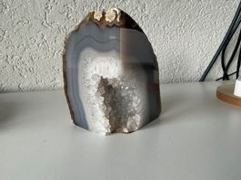 Achat-Geode mit polierter Frontseite, 1,2 KG