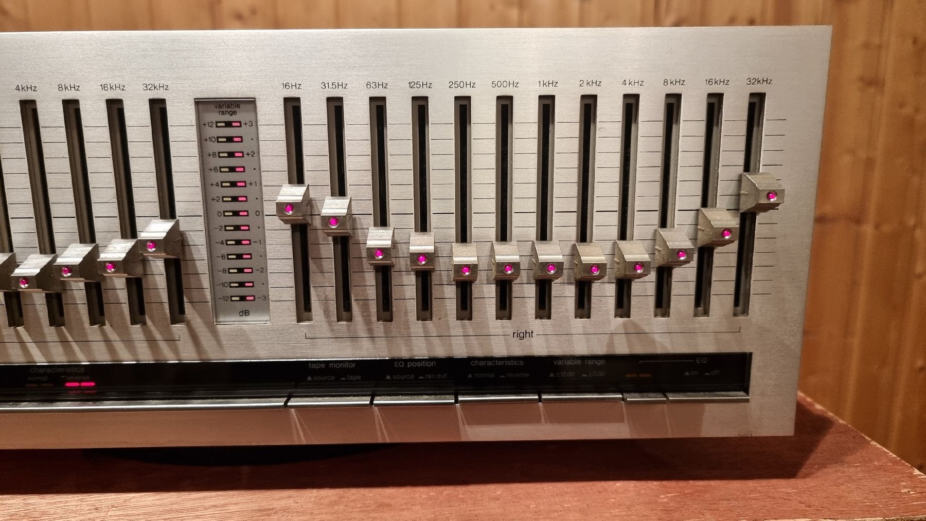 Technics Equalizzatori: Technics Stereo EQ SH-8020, 2×12 Band – Usato da Schöfflisdorf venduto da Silvervintage.CH 2