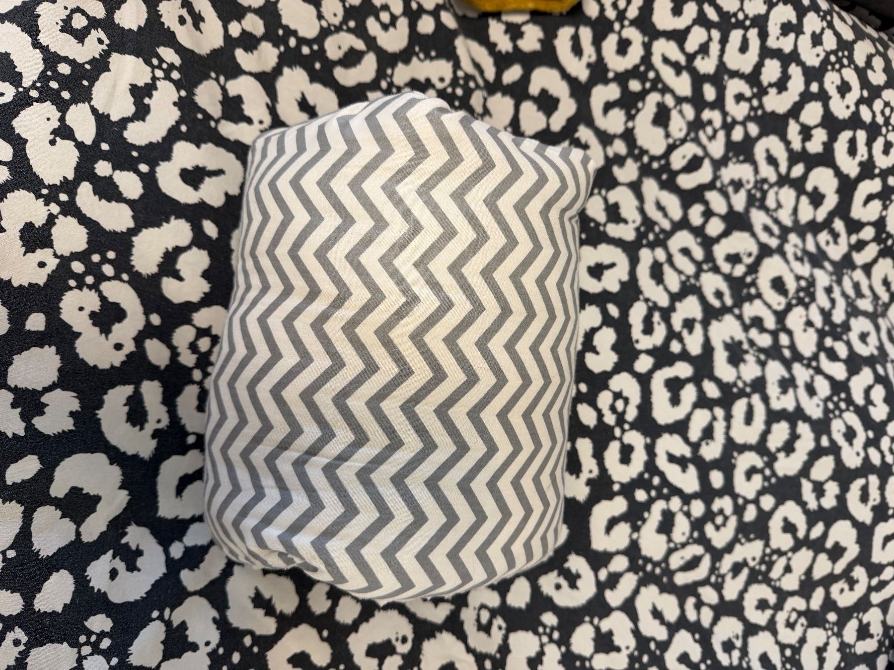 Cuscini: Mini coussin d’allaitement – Usato da Chavannes-Renens venduto da paulineaal 2