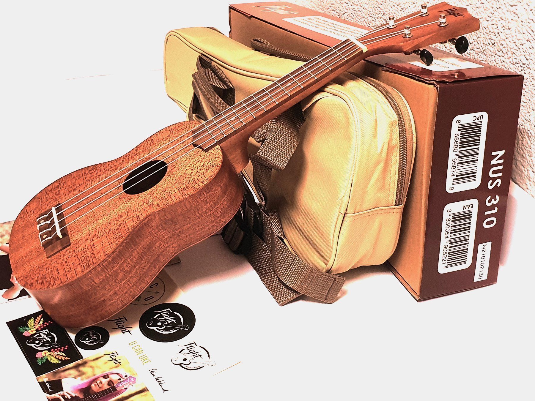 Strumenti musicali: Sopran-Ukulele FLIGHT  mit Etui NEUHEIT – Nuovo (secondo la descrizione) da Wöschnau venduto da Musikhaus-Luethy5012 1