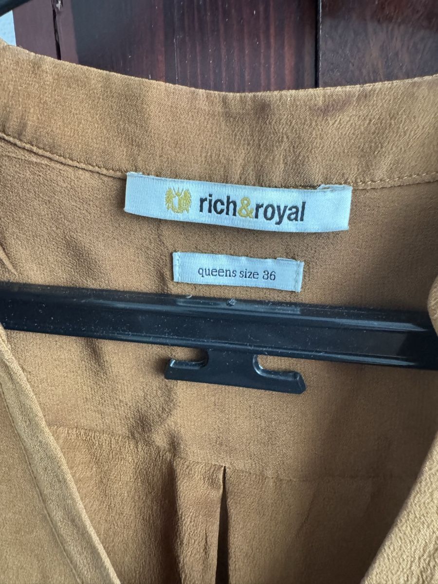 Rich & Royal Camicette: Rich & royal 100% Seide Seidenbluse – Usato da Obfelden venduto da cesarina10 7