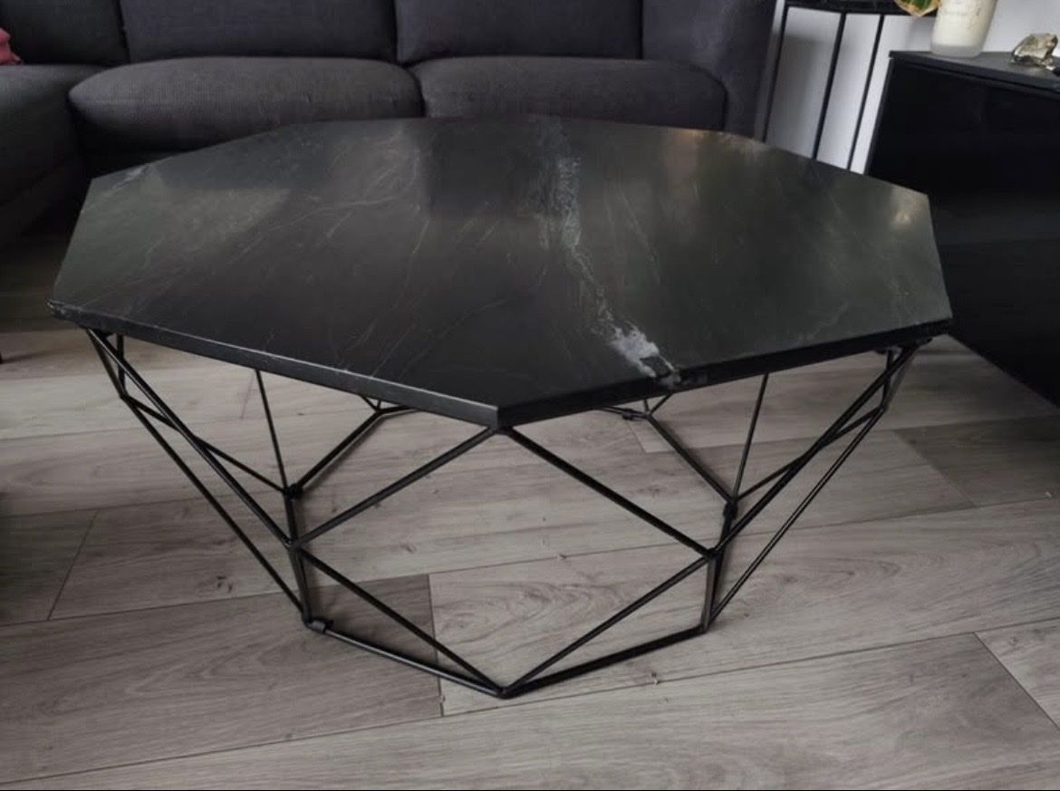 Tables: Table basse en Granite  – D'occasion à Cossonay-Ville par Jujulafripouille 2