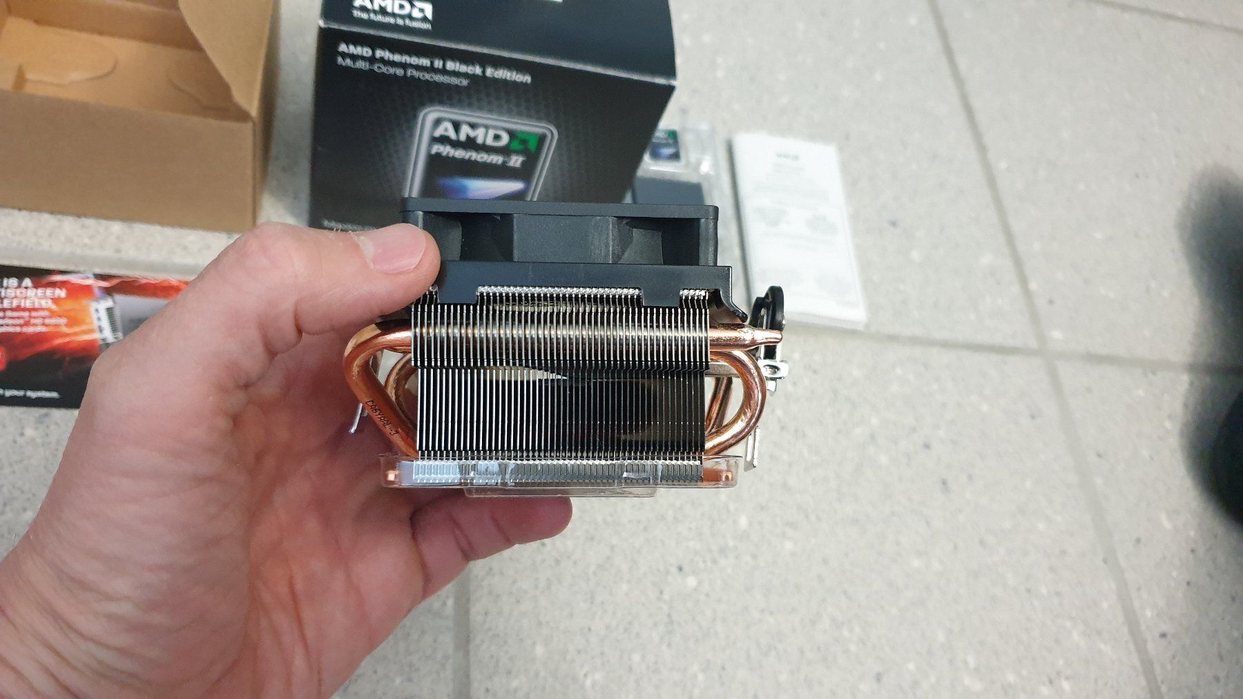 Amd Ventilateurs: AMD CPU Kühler – Neuf avec emballage d'origine à Stäfa par Supertramp73 1