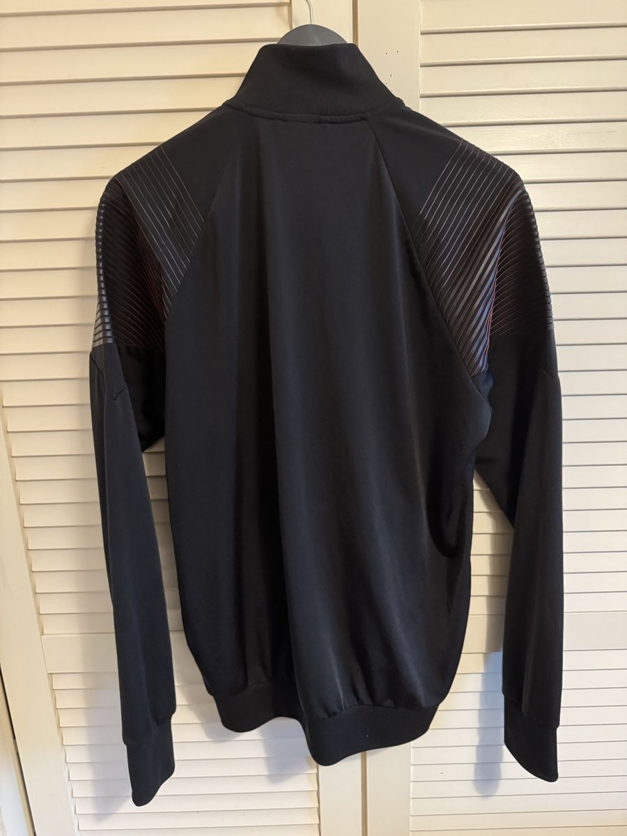 Adidas Pullover & Sweatshirts: Adidas Manchester United Trainingsjacke – Gebraucht aus Niederbipp von yar_tf6f 1