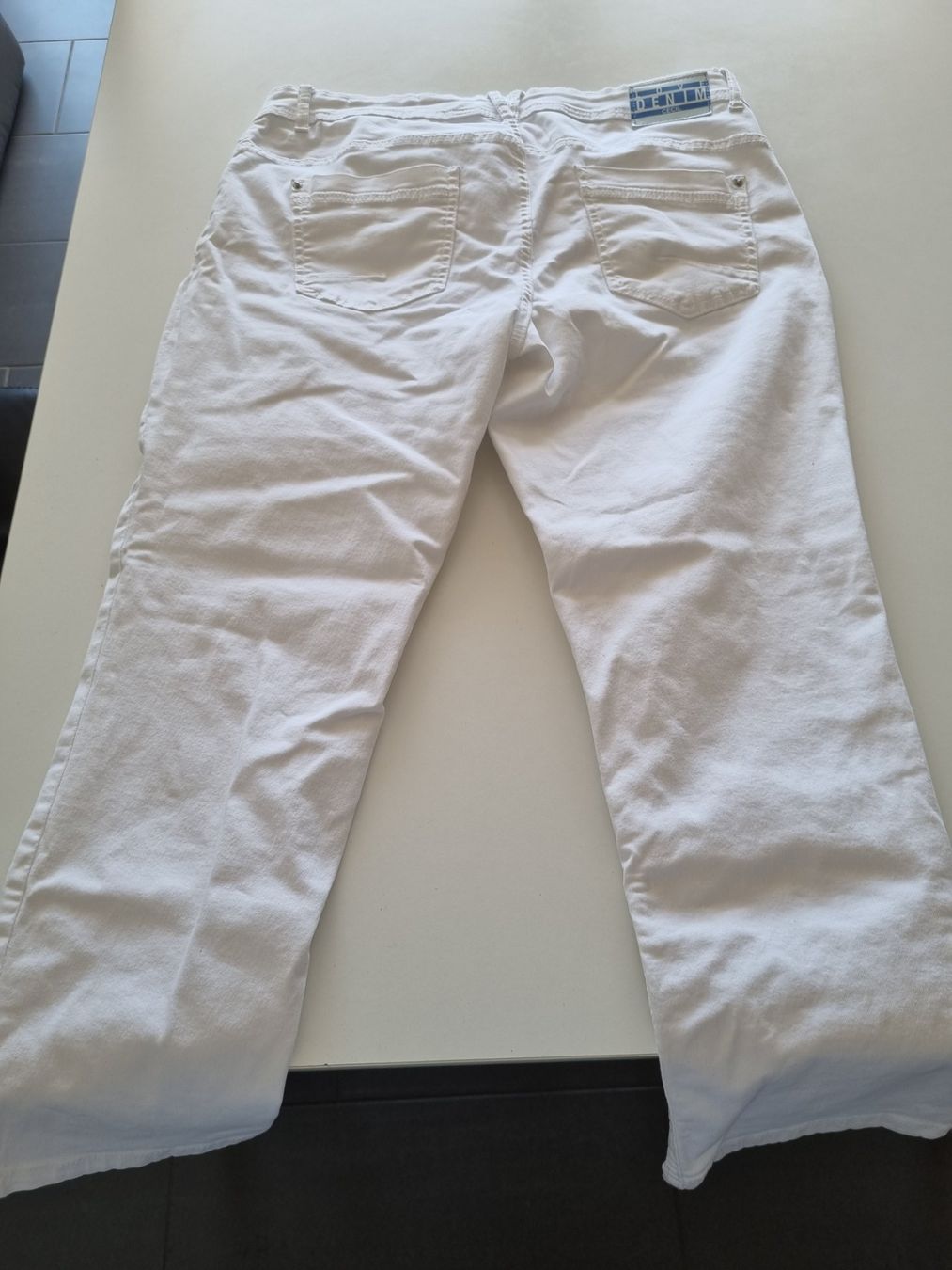 Cecil Jeans: Gr. 33 44 Cecil Jeans Damen weiss – Gebraucht aus Sutz von Dalilea 2