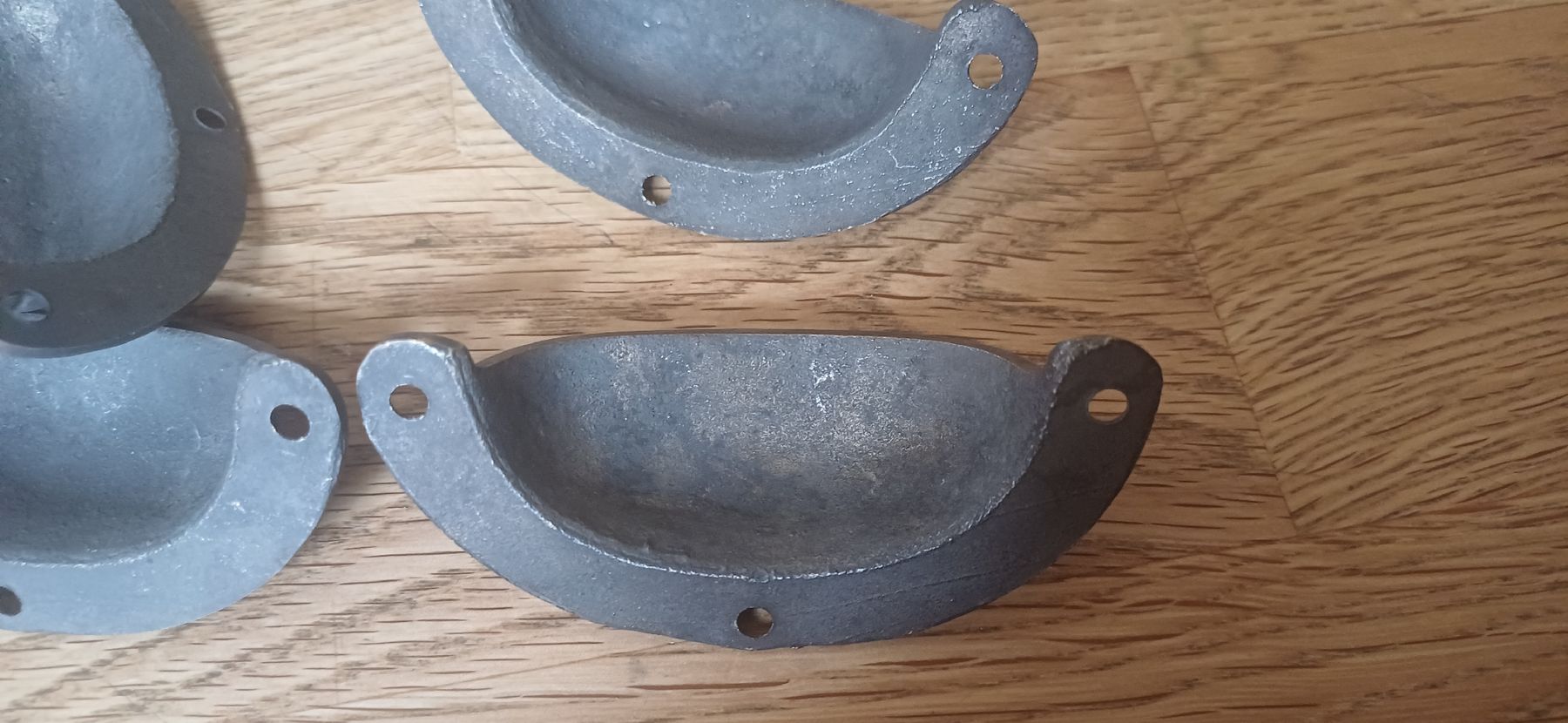 Ferramenta: 12 Muschelgriffe – Usato da Flawil venduto da Pinkmalibu 1
