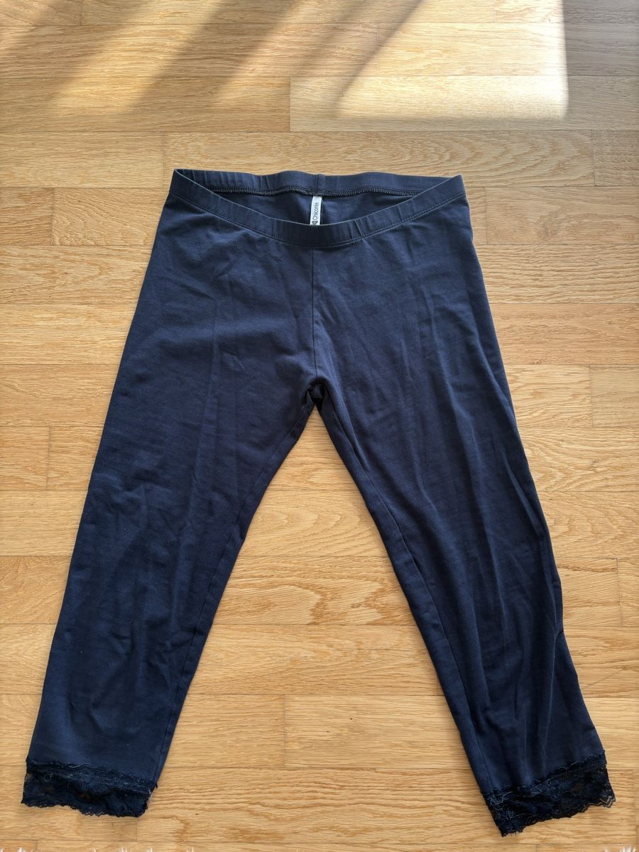 Leggings: knielange Leggings Chicorée Gr.S – Usato da Möhlin venduto da Halylea
