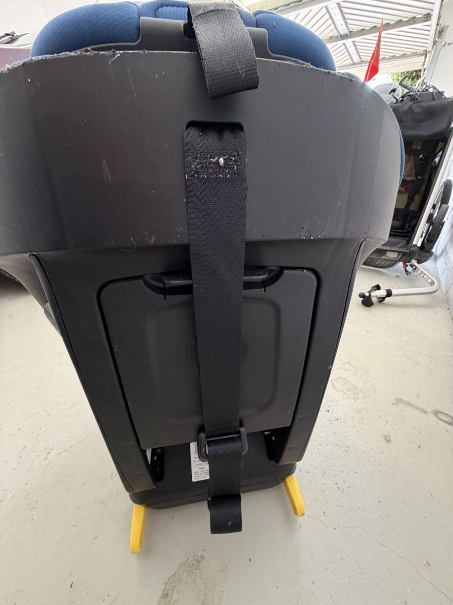 Maxi-Cosi Sièges auto: Maxi Cosi Kindersitz mit Isofix – D'occasion à Biel-Benken BL par Sunshine_222 5