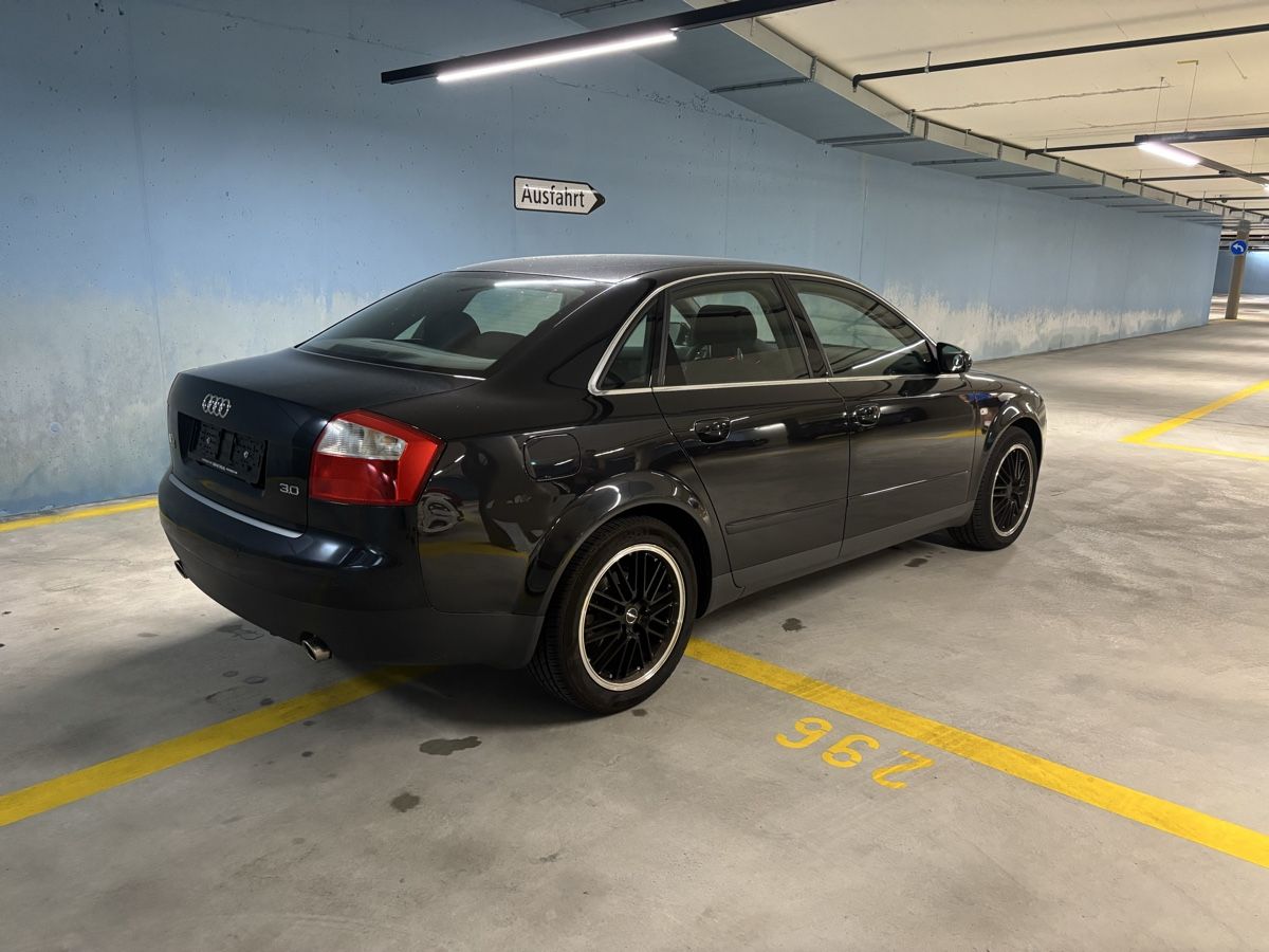 Audi Autos: A4 B6 3.0 V6 – D'occasion à Einsiedeln par bor_rxm8 1