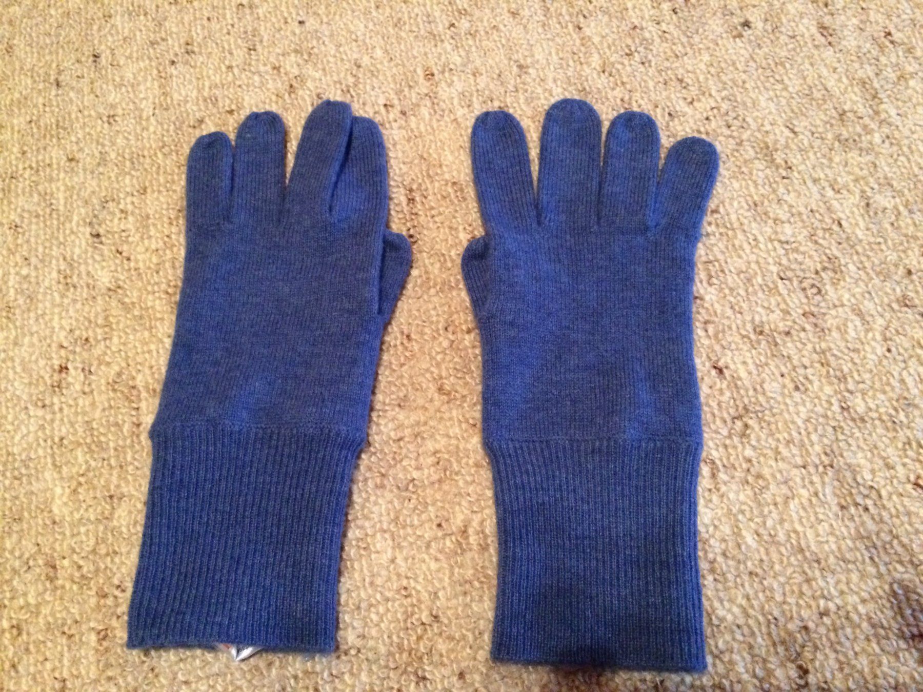 Foulard & Sciarpe: Damenschal Wolle-Kaschmir & Handschuhe, blau – Nuovo (secondo la descrizione) da Buchs AG venduto da ReaNaTsch 6