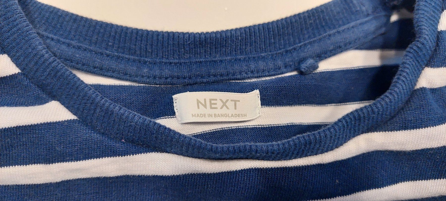 Next Blusen, T-Shirts & Tops: 2 STÜCK SWEATSHIRT | NEXT & SFERA  | Grösse 110 / 116 – Gebraucht aus Oberweningen von Feindesign 7