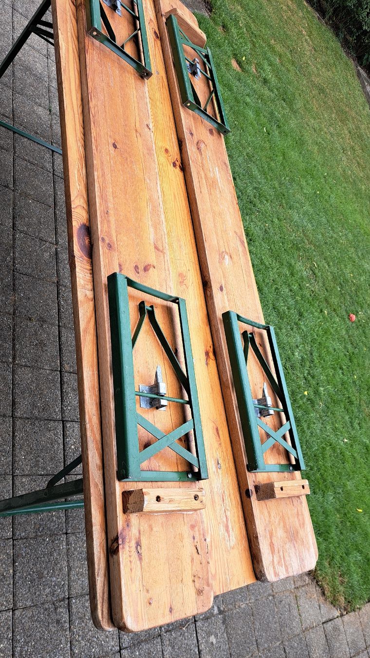 Set di tavolo e panche: Gartentisch mit Bänken Holz Metall gebraucht. – Usato da Wattwil venduto da weber61 4