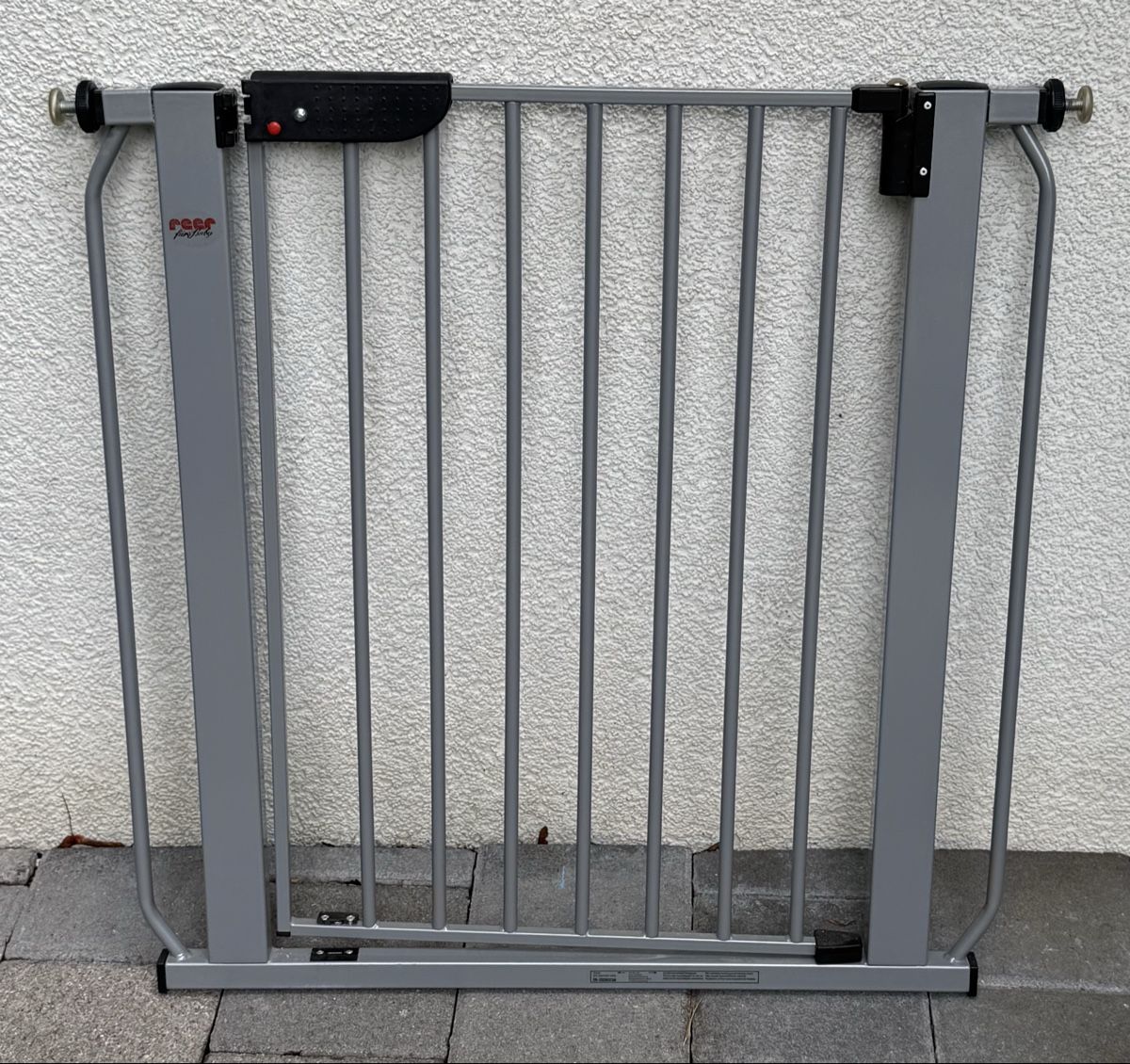 Sicherheit: Treppenschutzgitter – Gebraucht aus Thun von Malecon