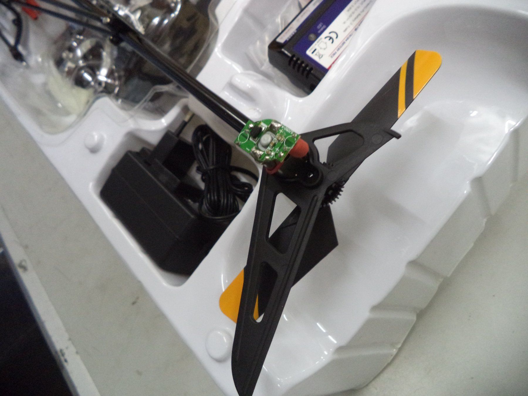 Walkera Modellismo RC: Walkera V400DO2 2.4GHz 3D Heli – Nuovo e nell'imballaggio originale da Rieden AG venduto da Wirth03 6