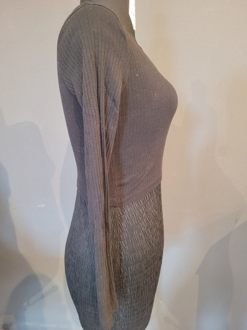 H&M Camicette, T-shirt & Top: H&M zwei Basic Longsleeves mit Spitze – Usato da Fahrni b. Thun venduto da zengis 1
