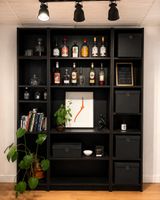 Bibliothèque IKEA BILLY noir avec rehausses – 160 × 237