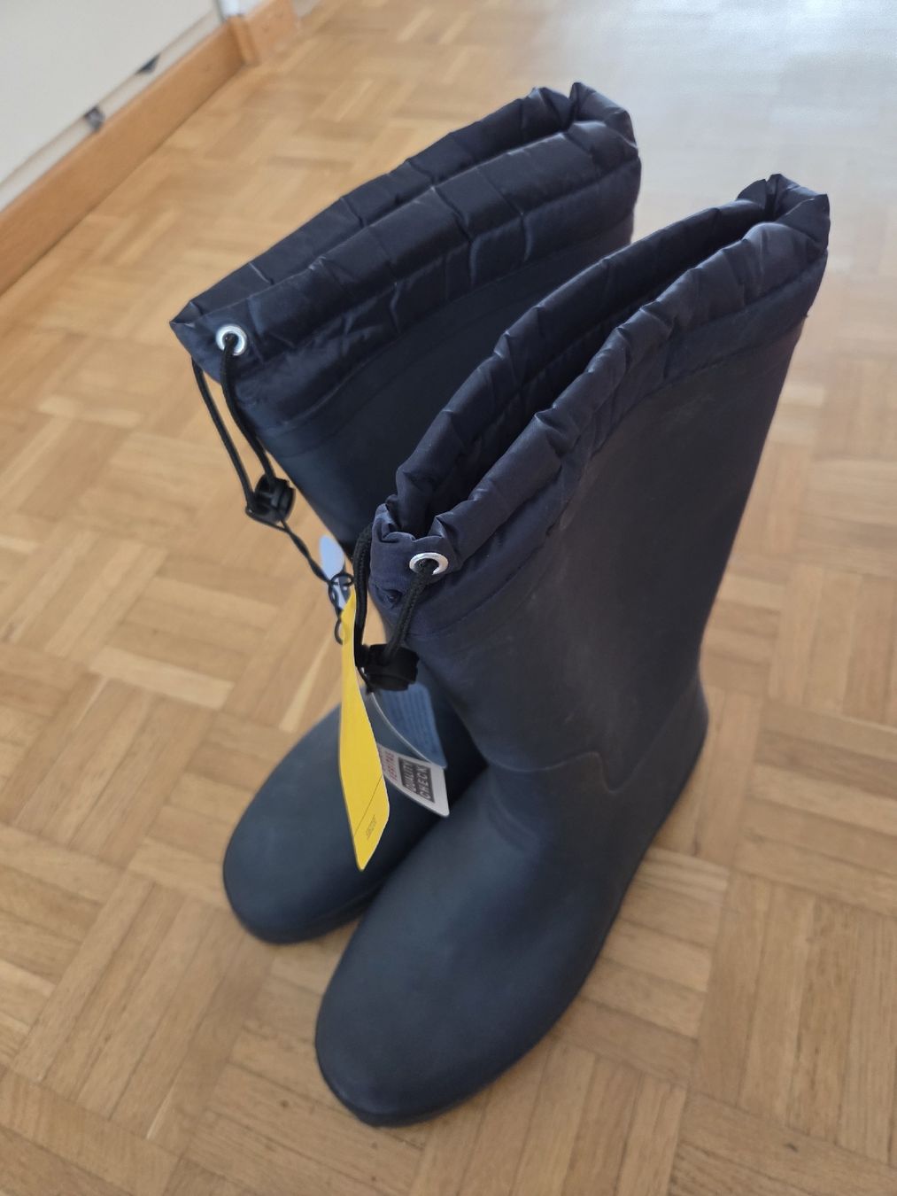 Scarpe da uomo: Gefütterte Gummistiefel  – Nuovo (secondo la descrizione) da Aarau venduto da crissta