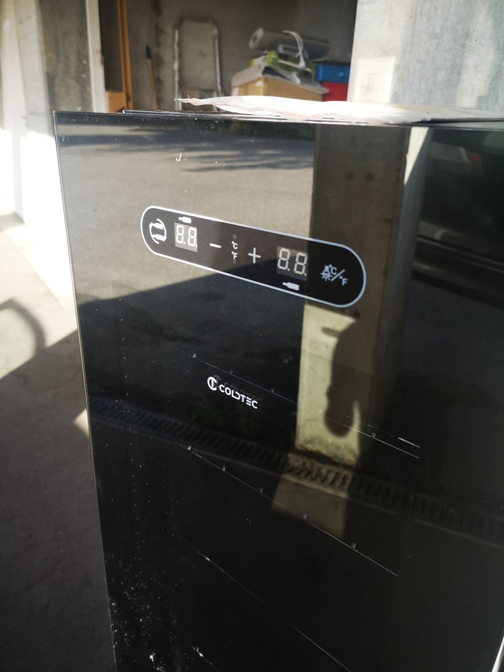 Réfrigérateurs: COLDTEC THD28 Weinkühlschrank – D'occasion à Zürich par djdiscount 4