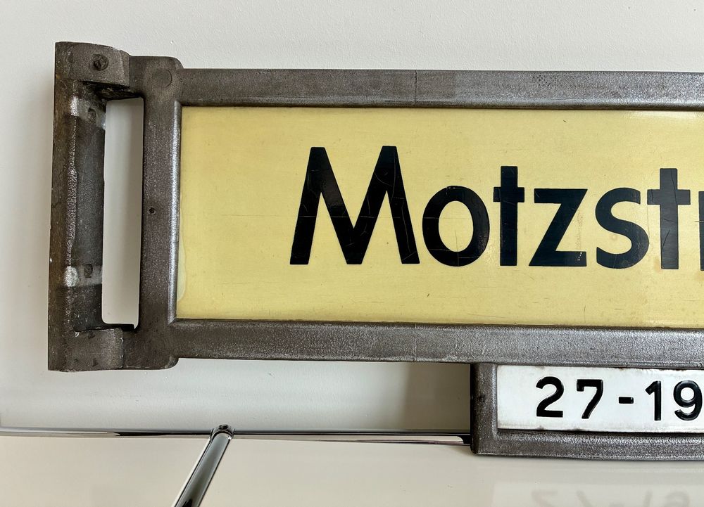 Ecriteaux: Strassenschild Motzstrasse Berlin Rarität, Sammler 82x30cm – D'occasion à Zürich par tersus1981 1