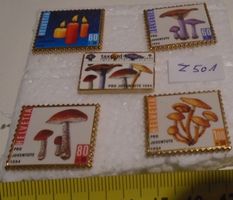 5 ver Briefmarken Pro Juventute Pins (UZ501)