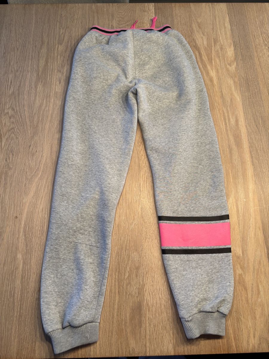 Lotti & Set di vestiti: Ensemble training sweat & pantalon Everlast 13Yrs – Usato da Pully venduto da Fictikalli 4