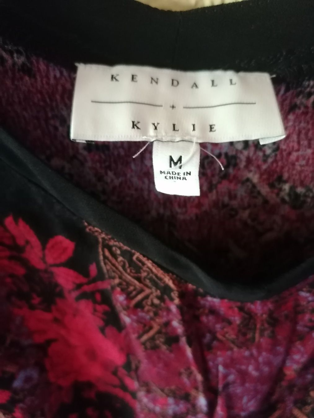 Tute: Kendall+Kylie Sommer Jumpsuit – Usato da Marbach LU venduto da BitsAndBobs 2
