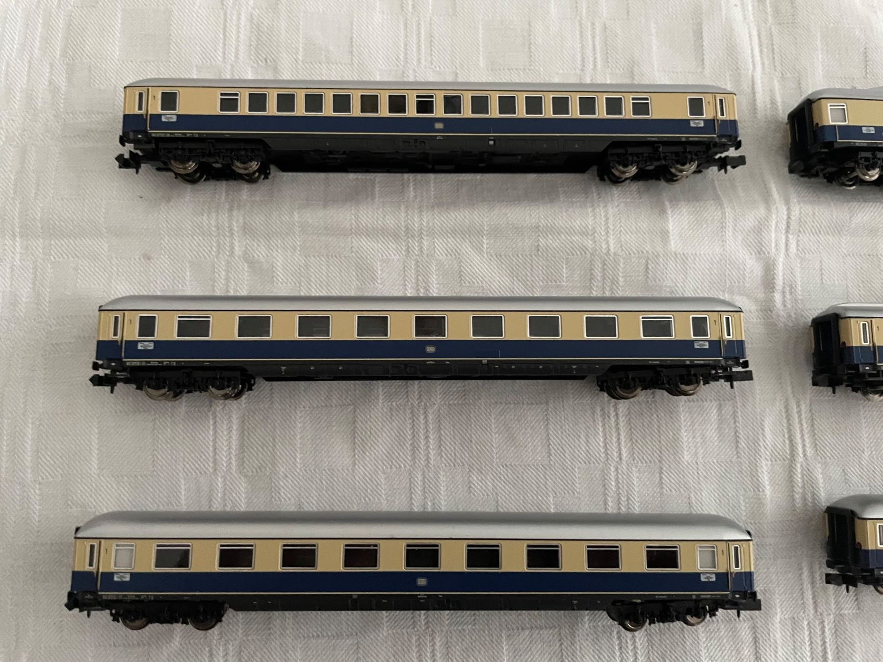 MINITRIX N Schnellzugwagen Set 6-teilig Rheingold DB (Gebraucht) in ...