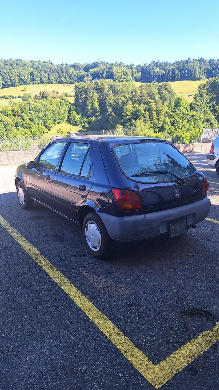 Ford Automobili: Ford Fiesta 1.2 – Usato da Rothrist venduto da Stoki77 1