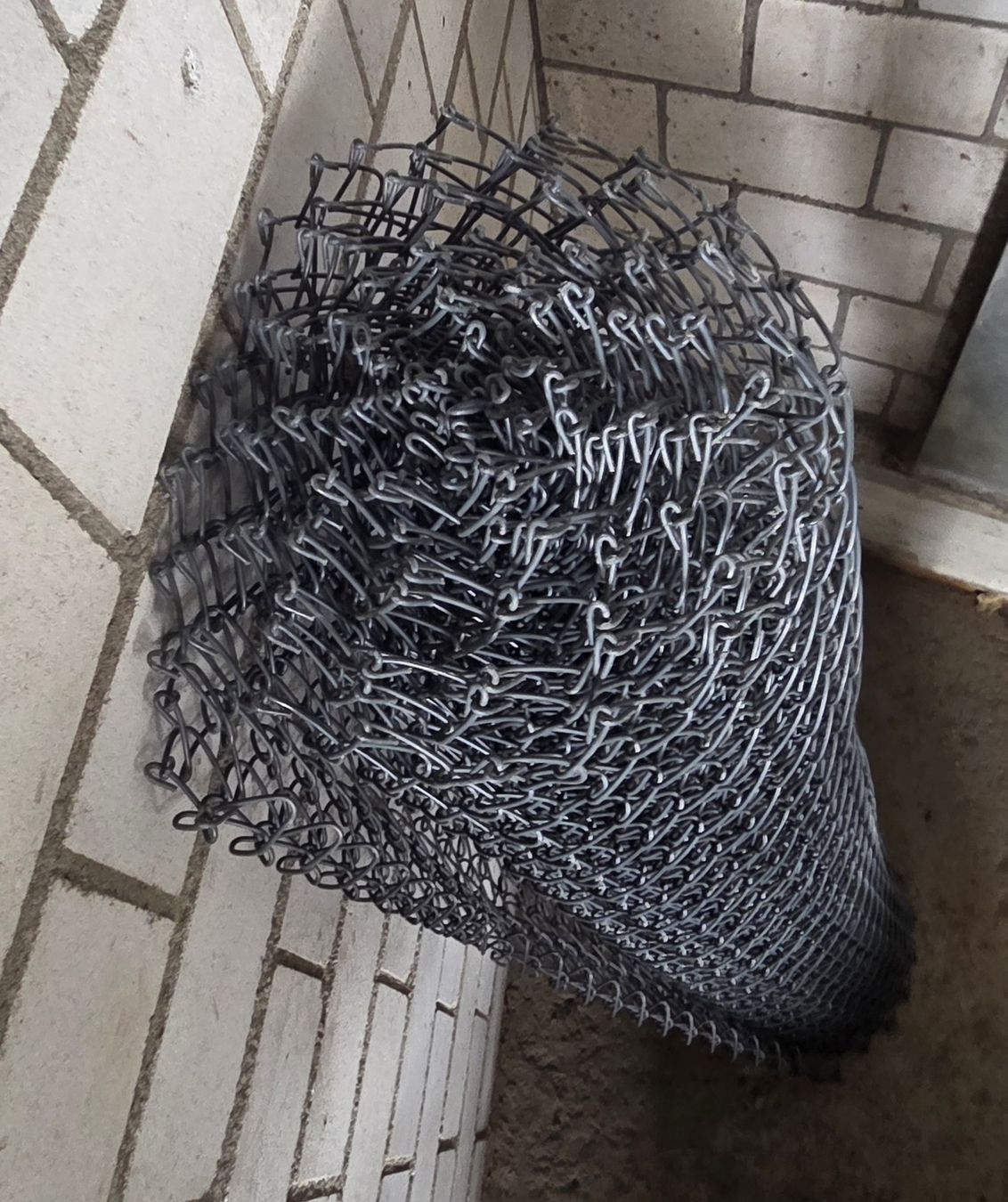 Zäune: Maschendrahtzaun anthrazit – Gebraucht aus Anglikon von Bieterkampf 1
