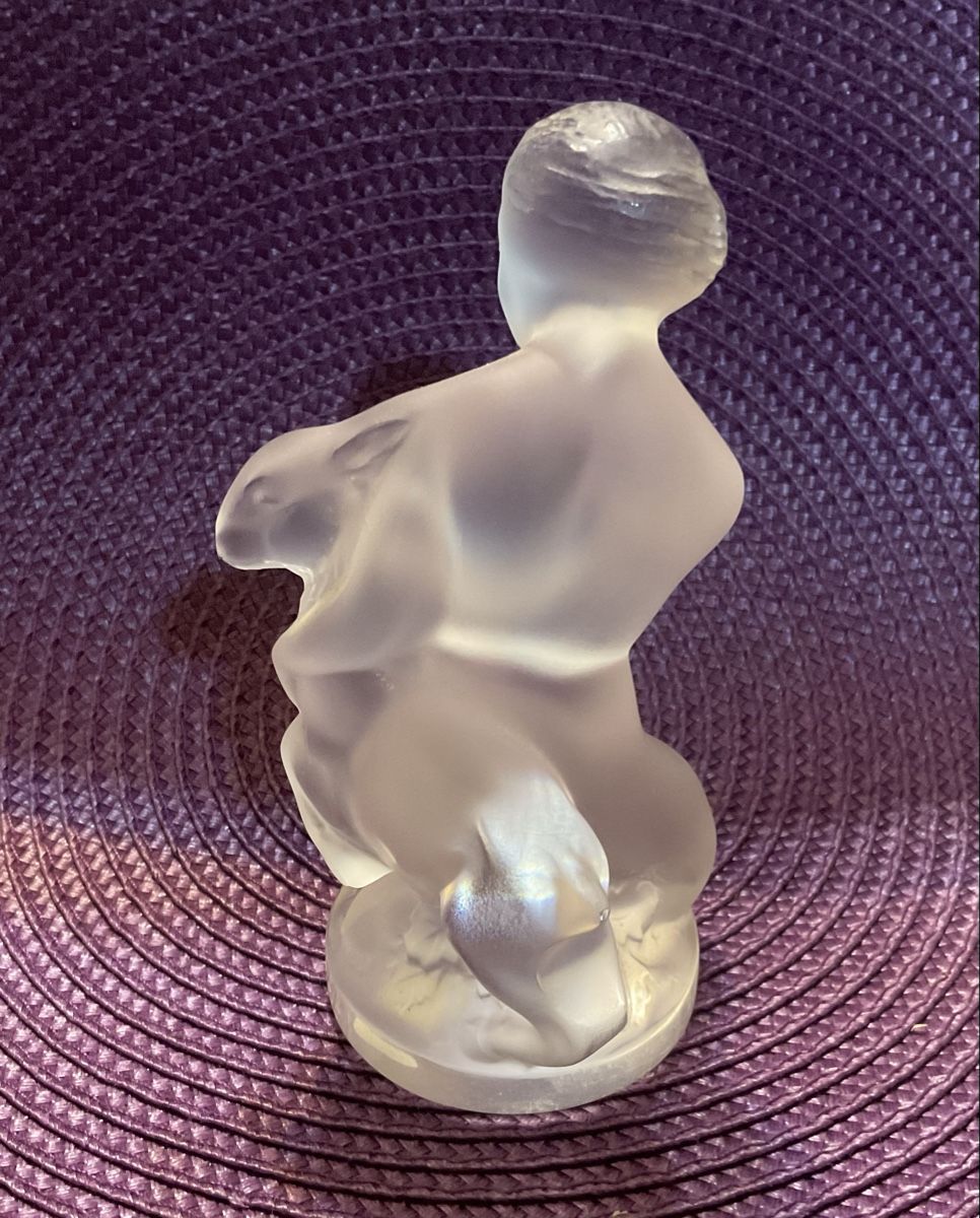 Lalique Figuren: VINTAGE LALIQUE FIGUR MIT HASE – Neu (gemäss Beschreibung) aus Adlikon b.Regensdorf von Crystaldragon09 2