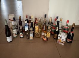 Spirituosen und Weine Konvolut diverse Marken gebraucht