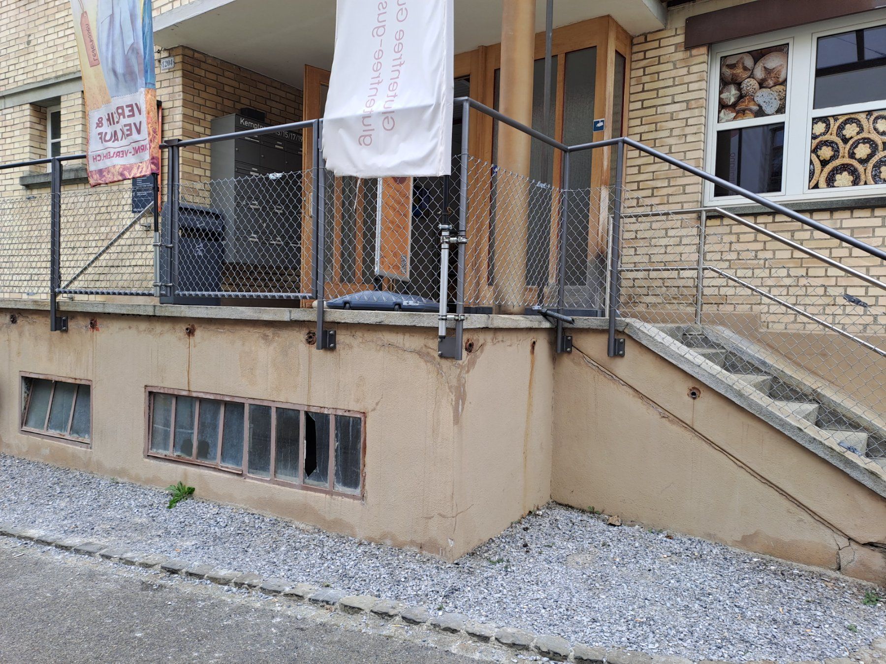 Equipement de magasin & Foires: Brottheke – D'occasion à Kemptthal par inf_pf2g 4