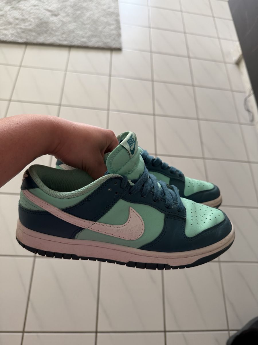Scarpe da donna: Nike Dunk Low türkis-blaue Sneaker, Gr. 40.5 – Usato da Oberglatt ZH venduto da ali_l77m 2