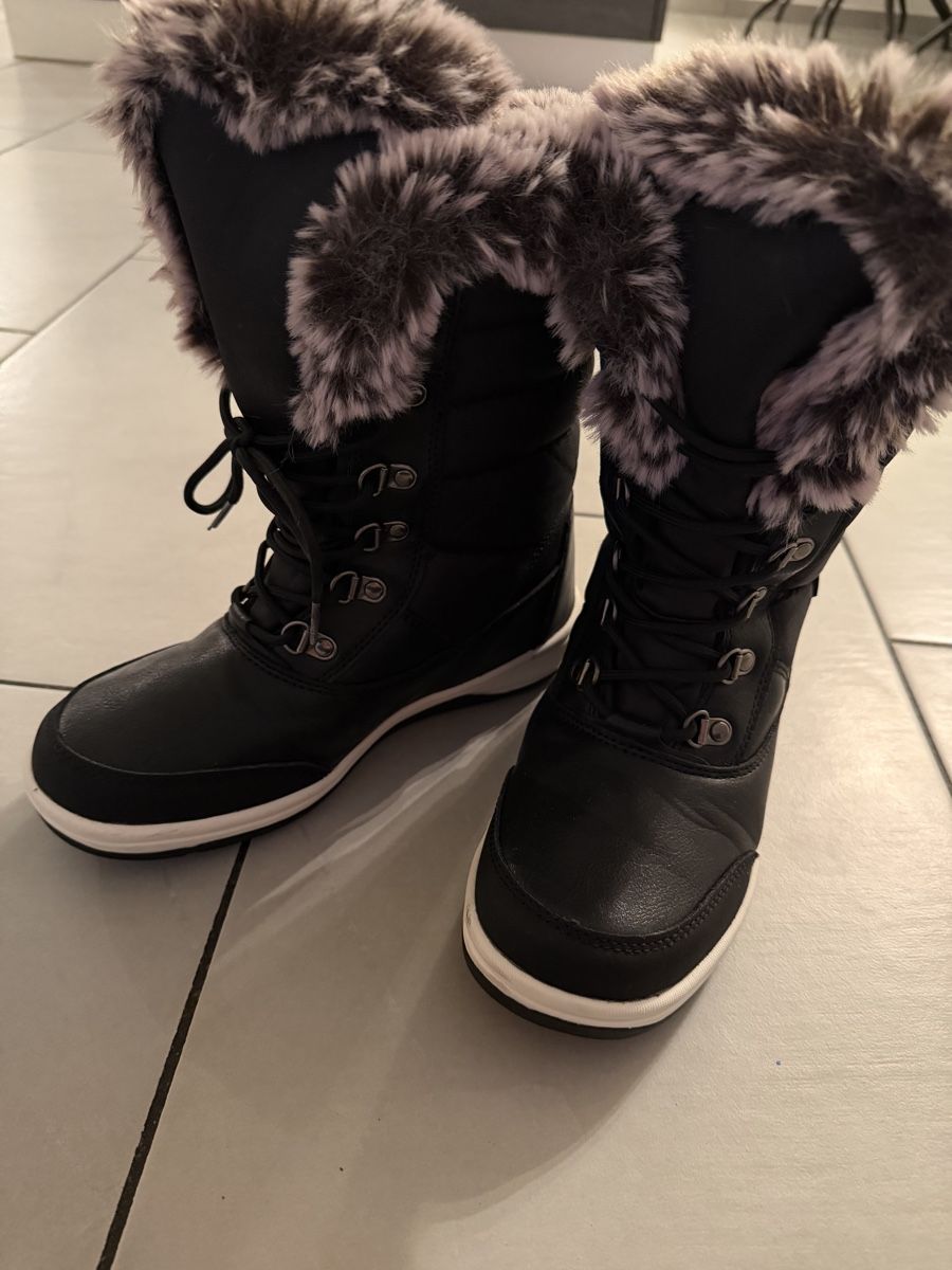 Next Scarpe per ragazze: Winterstiefel Mädchen Grösse 38 – Usato da Wohlen AG venduto da cello80