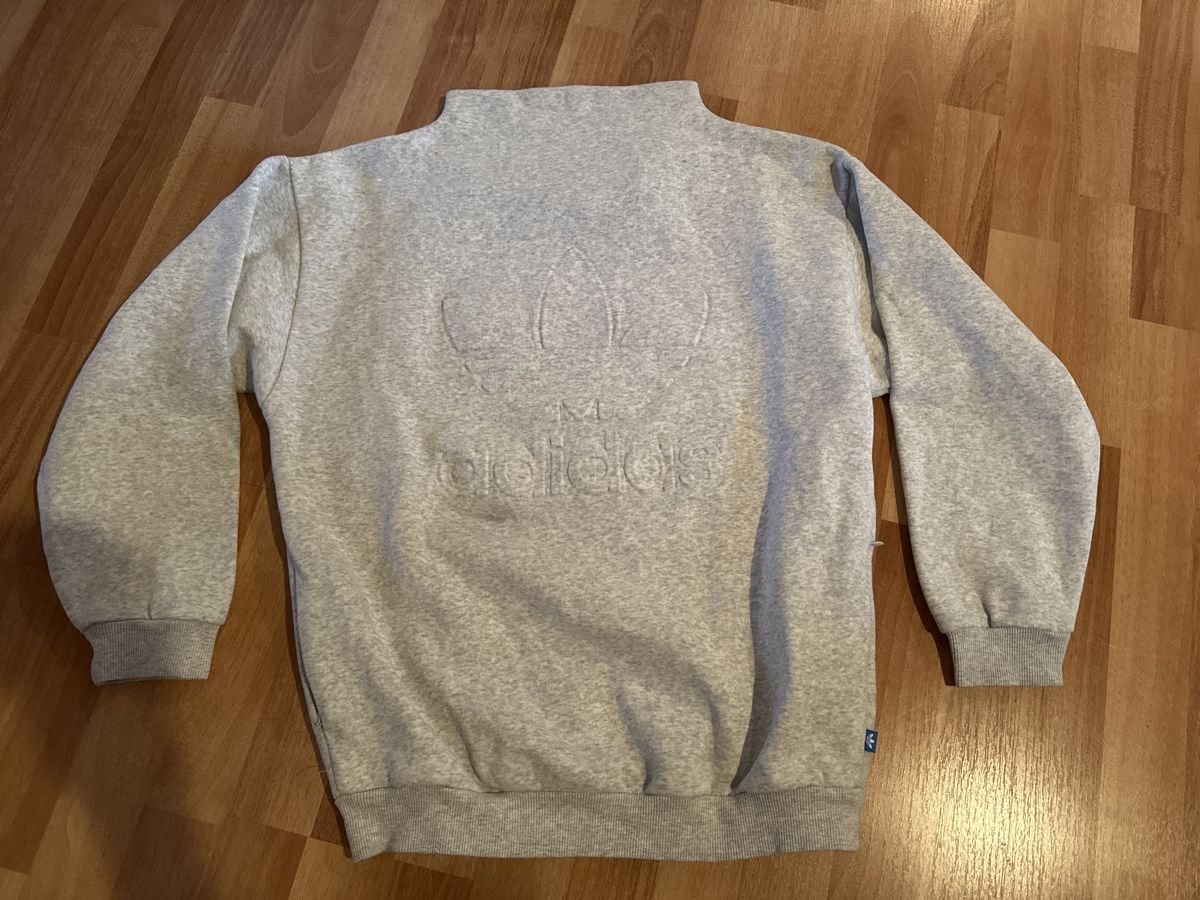 Adidas Maglioni & Felpe: Adidas Pullover Gr. 34 Grau einf. Brustweite 56cm – Usato da St.Gallen venduto da maierm01