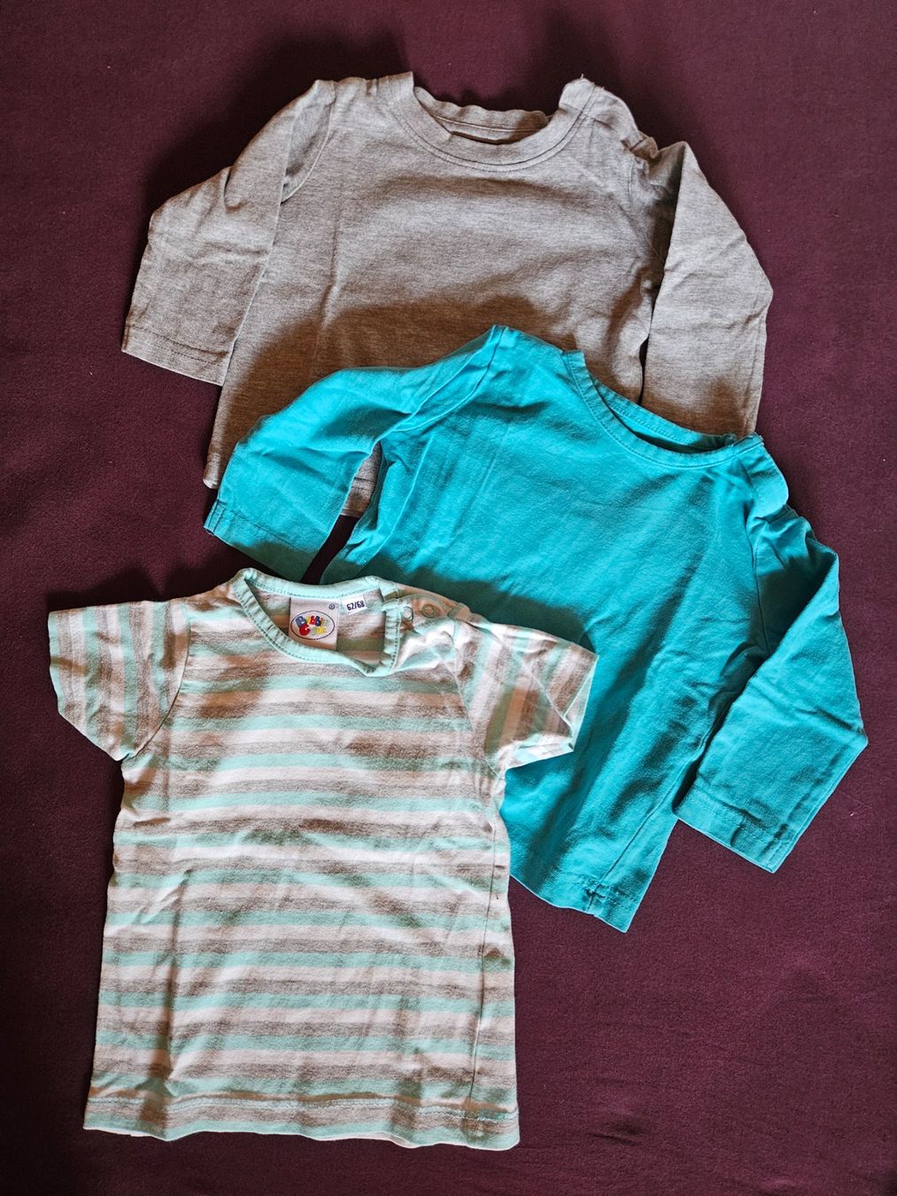 Lotti & Set di vestiti: Set T-shirt Gr. 62/68 – Usato da Worb venduto da jun_fj8w