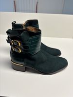 Neue Winterboots in dunkelgrün mit Goldelementen, Gr 37