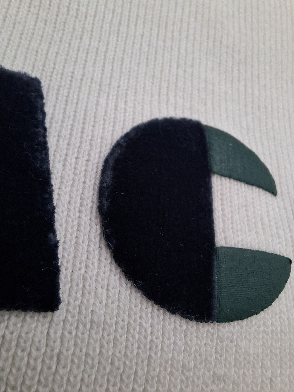 Lacoste Pullover & Sweatshirts: Lacoste Sweat Logo Blanc Multicolore Taille L – Gebraucht aus Le Locle von sAm_2112 7
