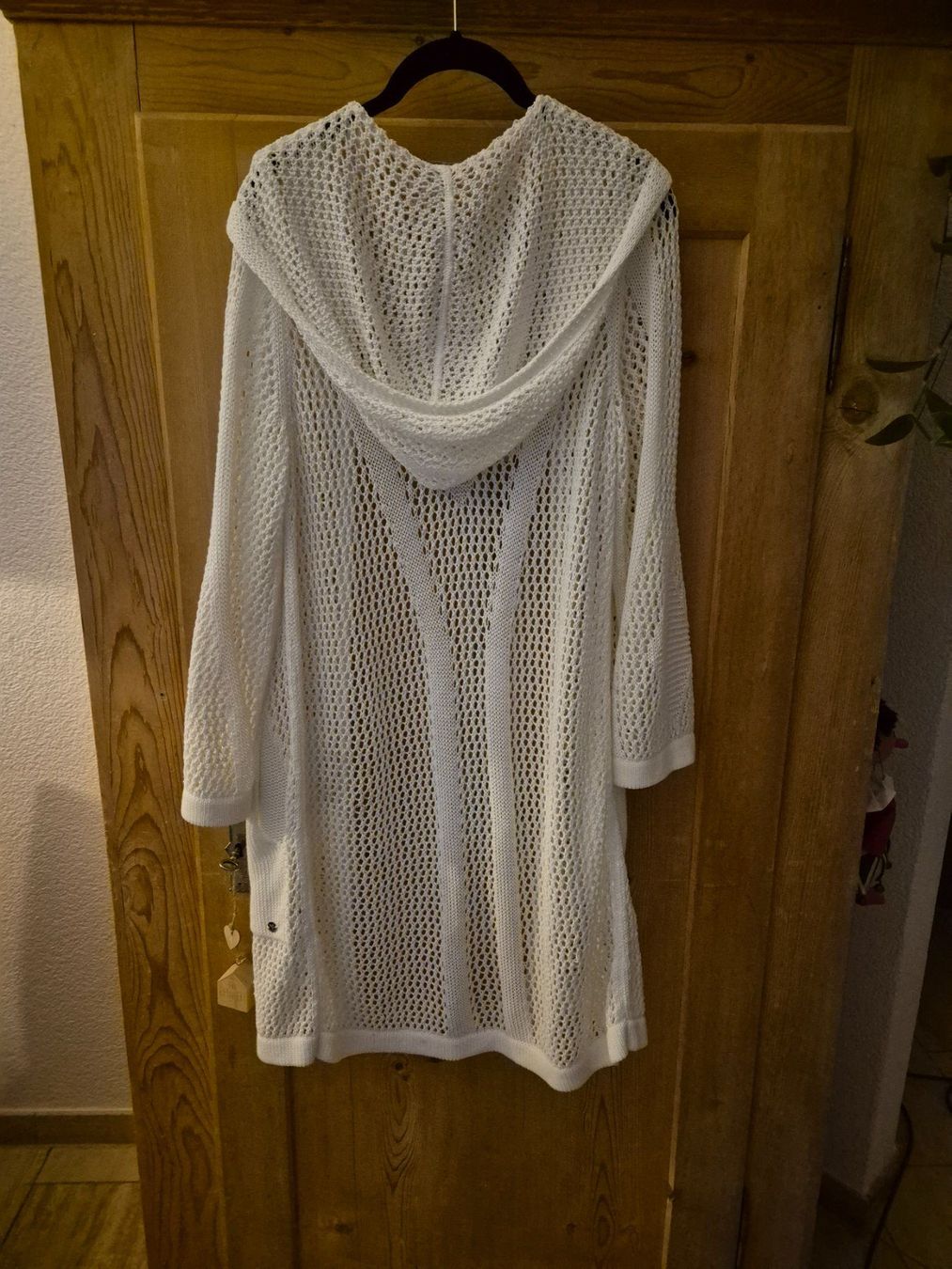Monari Giacche: Weisse Longstrickjacke von Monari – Nuovo (secondo la descrizione) da Chur venduto da polly07 2