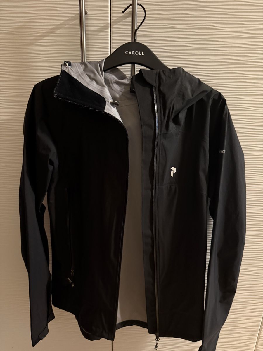 Peak Performance Giacche: Veste imperméable Peak Performance noire taille L – Usato da Agiez venduto da Beve15