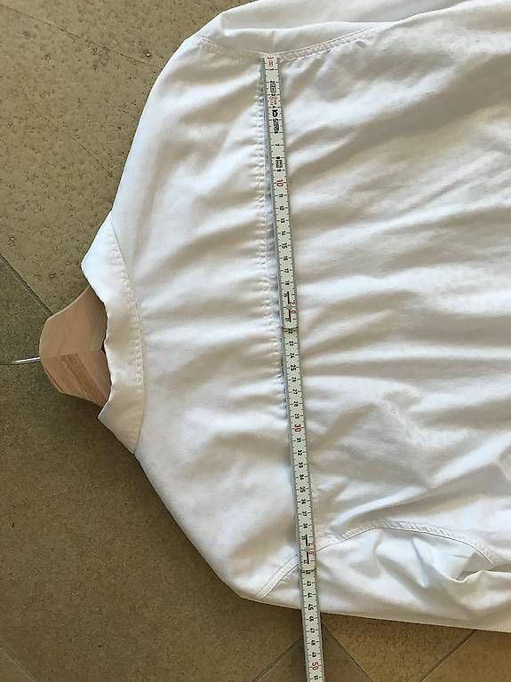 Camicette: 2 weisse, locker geschn. Baumw.Blusen – Usato da Dübendorf venduto da nerino03 3