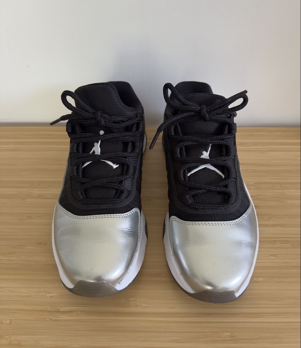 Jordan Scarpe da donna: Air Jordan 11 CMFT Low – Nuovo (secondo la descrizione) da Porza venduto da ali_5lxm 1