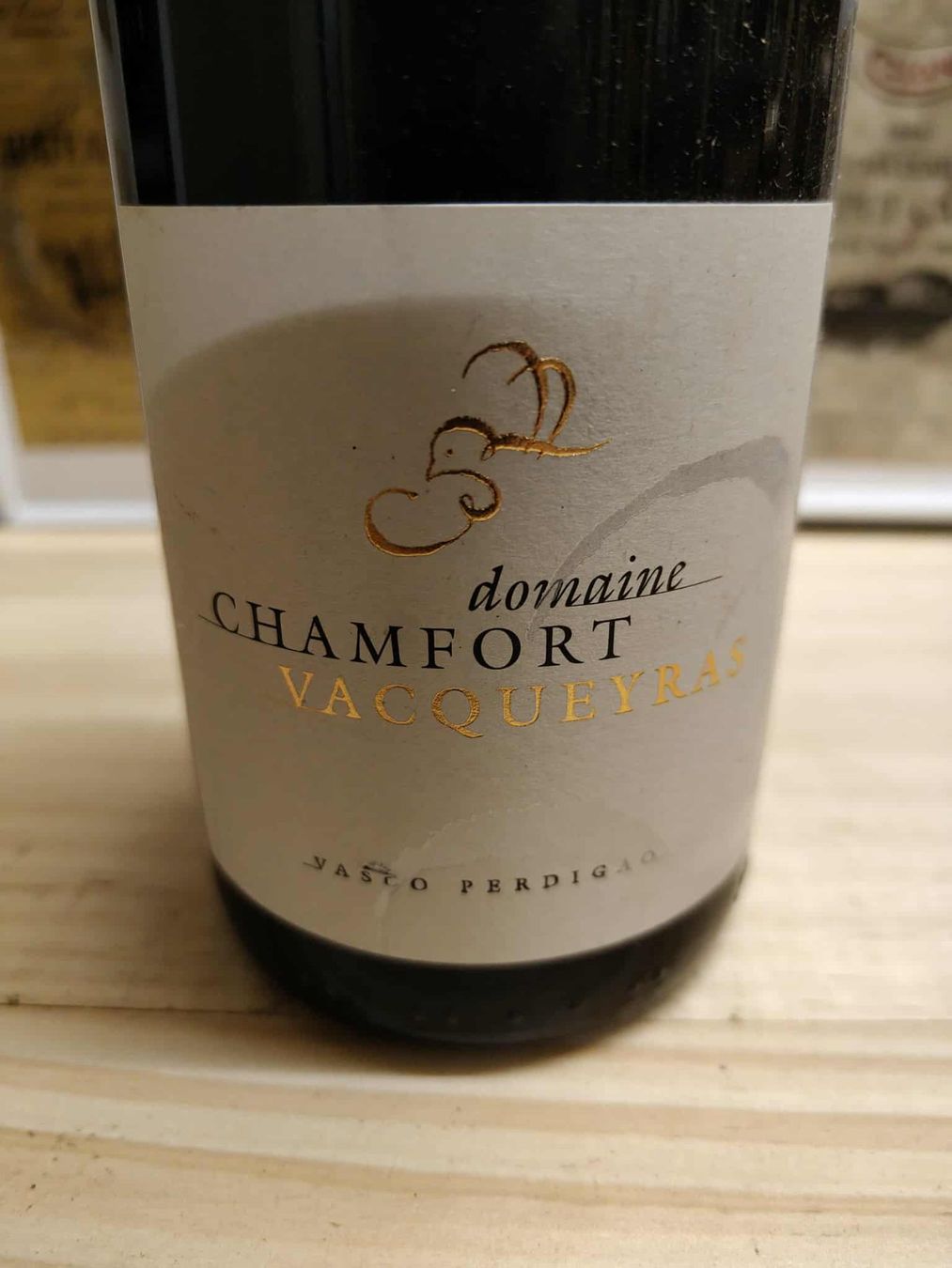 Vino: 2011 VACQUEIRAS DOMAINE CHAMFORT – Nuovo e nell'imballaggio originale da Münchenstein venduto da weinundspirituosen 5