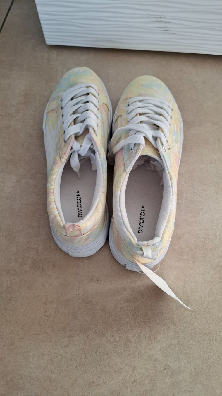 Scarpe da donna: Mode Sneaker - Grösse 39 – Nuovo (secondo la descrizione) da Rickenbach b. Wil venduto da VeryLovelyThings 3