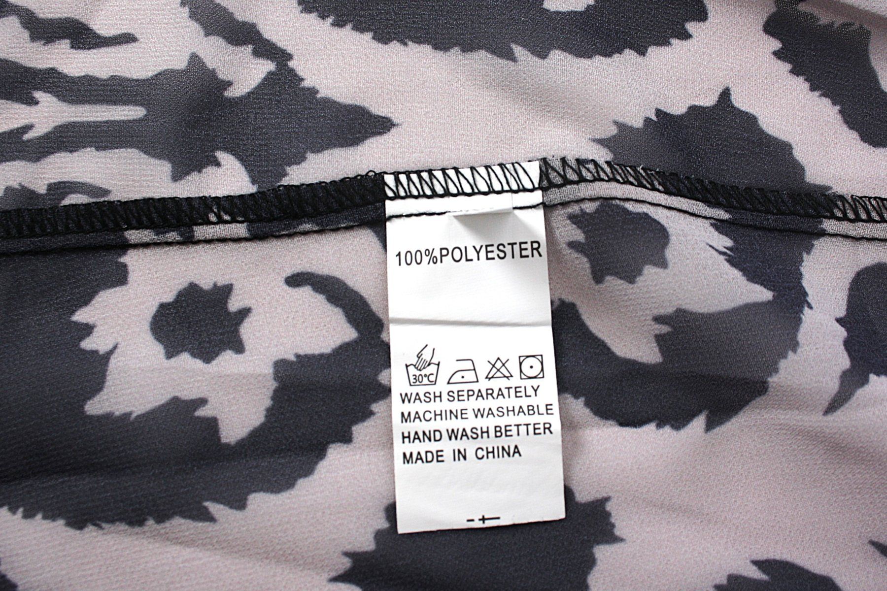 Arte internazionale: schwarz/grau Kimono-Cardigan M – Usato da Zollikofen venduto da Restwert_Zollikofen 3