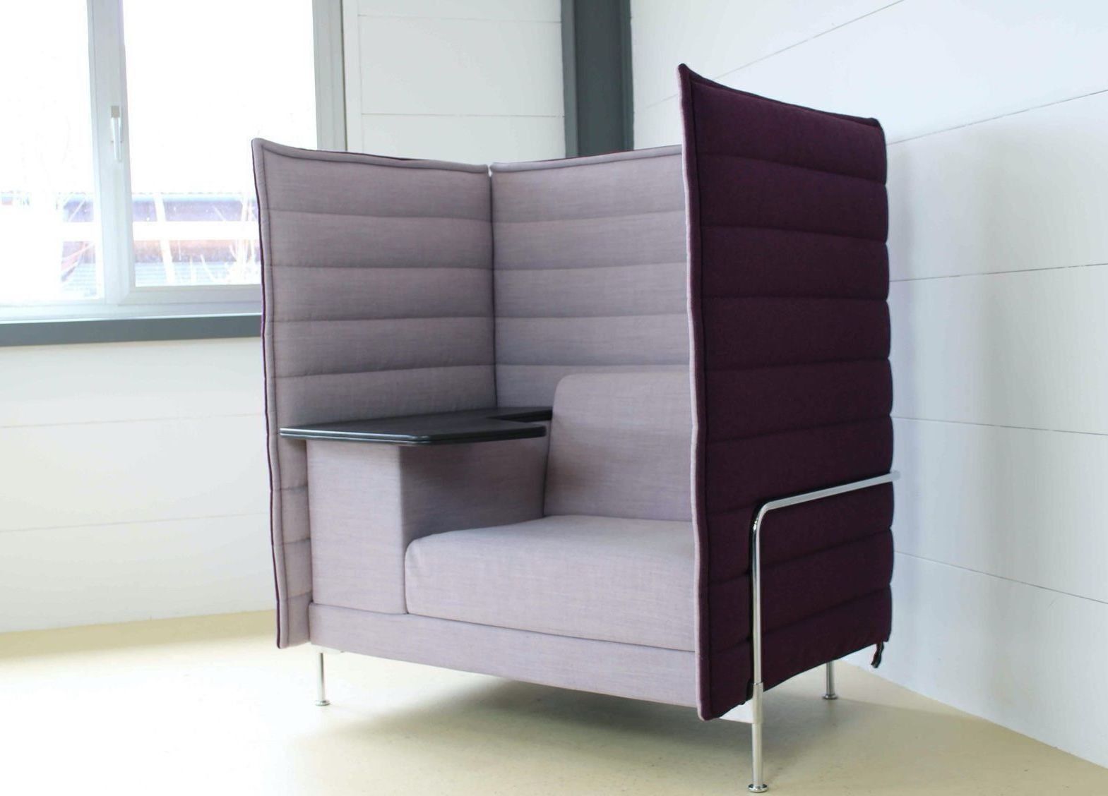 Vitra Divani: Vitra Alcove Work Highback (leicht gebraucht) – Usato da Wädenswil venduto da Riseon_Power 9