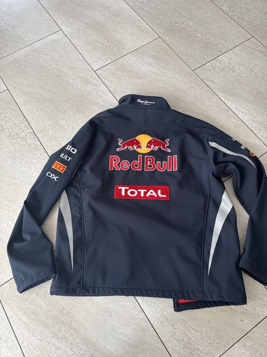 Giacche: Team Red Bull Softshell Jacke – Usato da Vella venduto da Buendnersteinbock 1